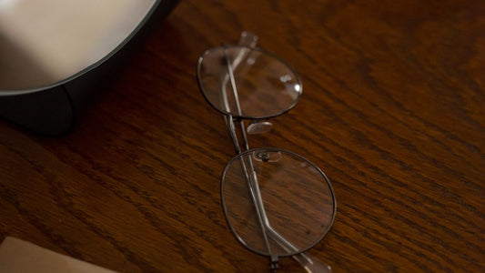 How to Adjust and Take Care of Metal Eyeglasses Frames?