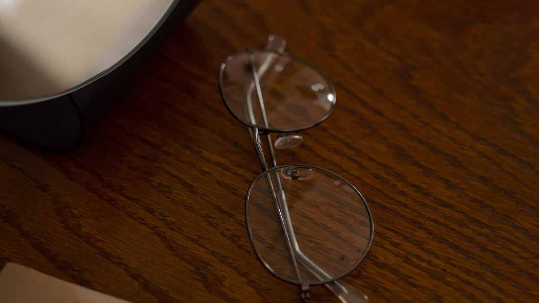 How to Adjust and Take Care of Metal Eyeglasses Frames? - Snapitscrew