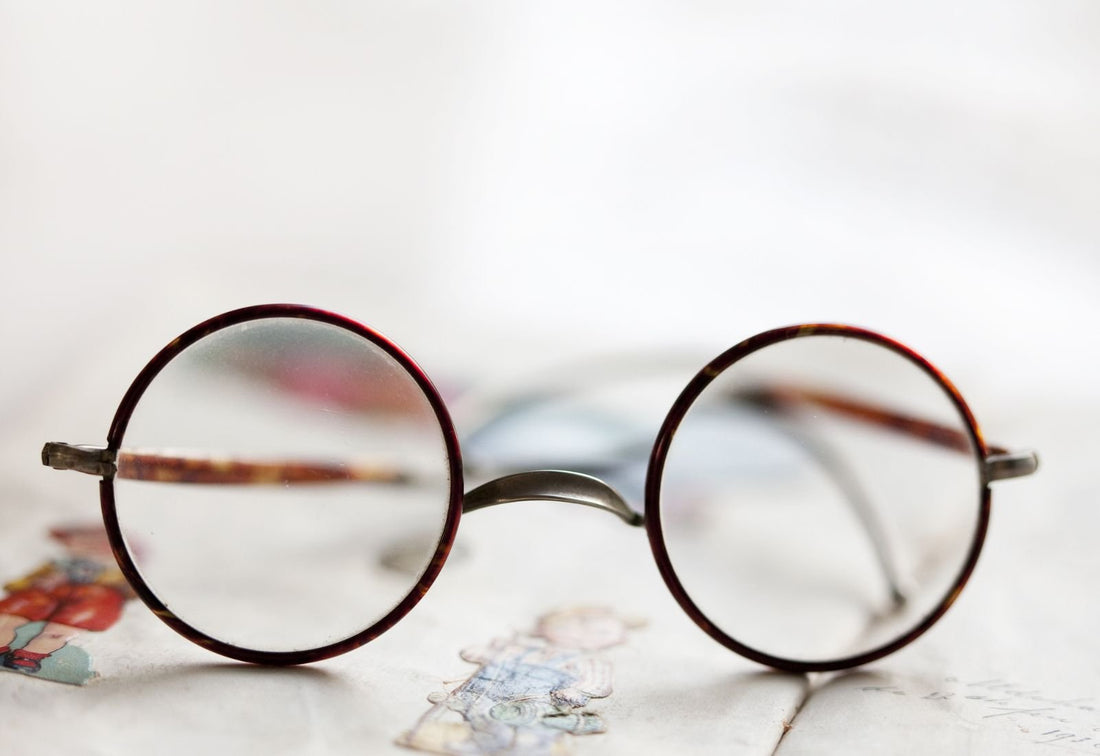Which Eyeglass Frame Material Is Best? A Buyer’s Guide to Choosing the Right Frames - Snapitscrew